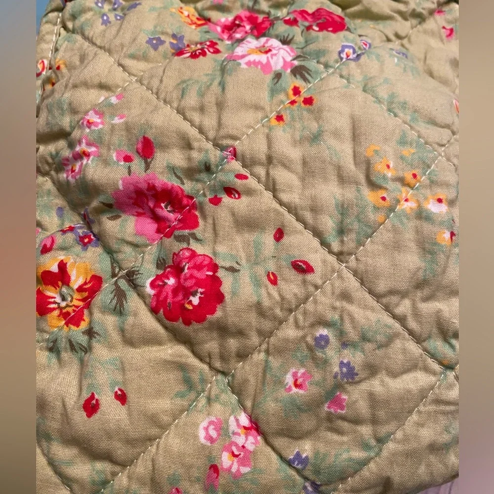 Floral Quilted Carrier